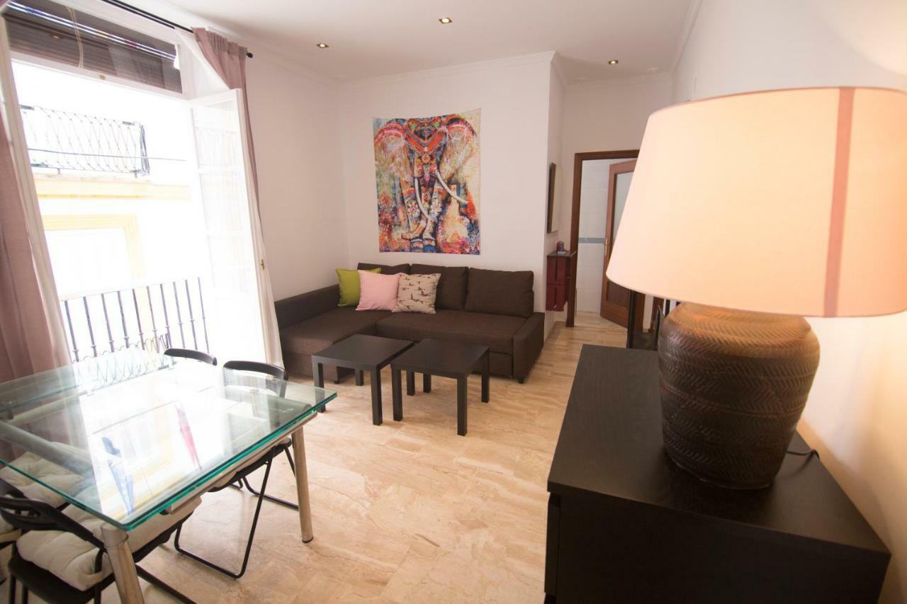 Extraordinario Piso Junto Playa Y En Pleno Centro Cádiz